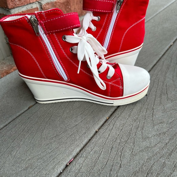 EUC Yufu Star canvas wedges - Picture 3 of 8